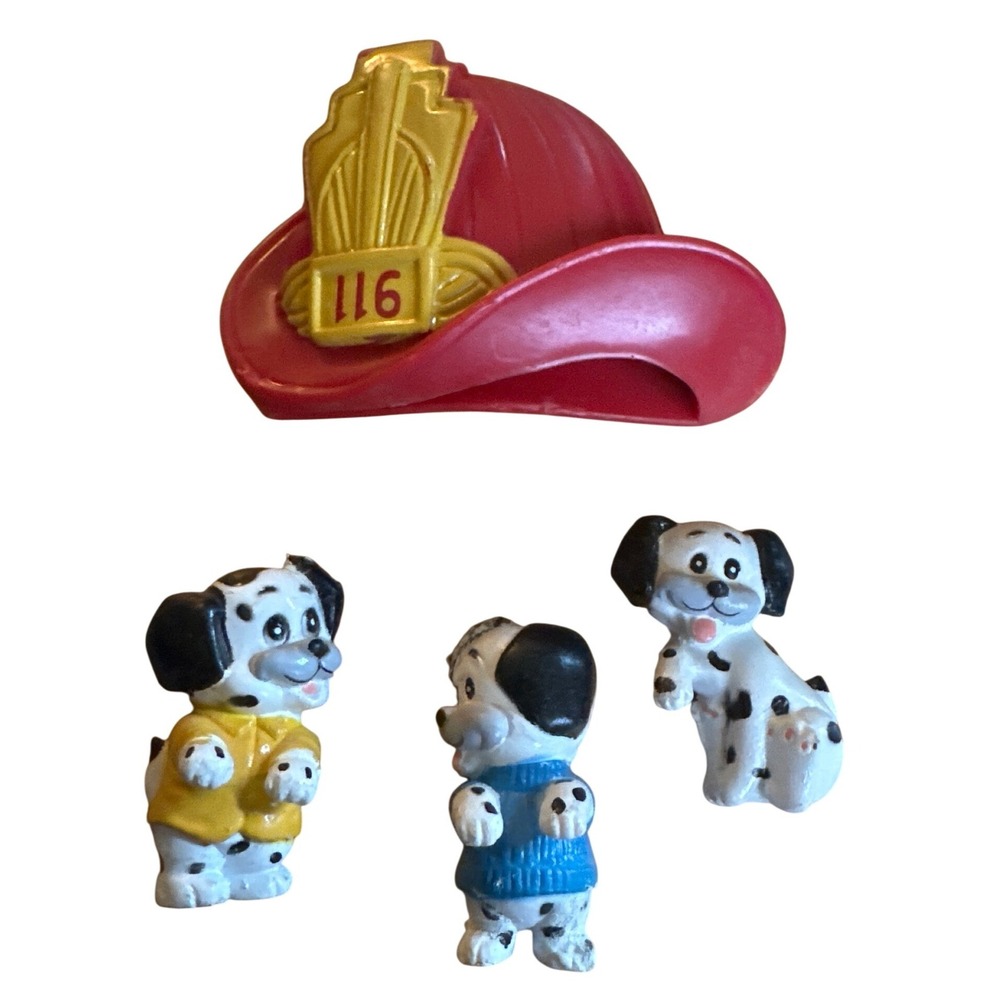 Vintage Giftco Dalmatian Puppy Magnets and Fire Chief Hat Clip Set of‎ 4